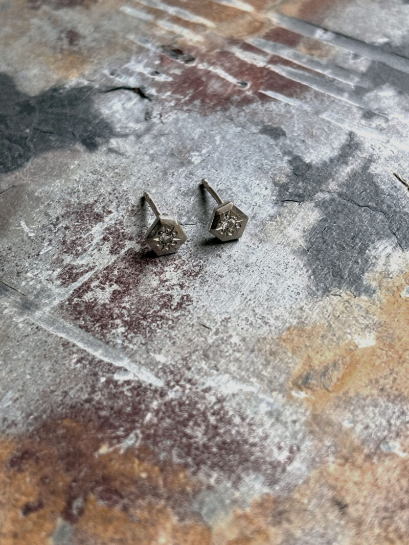 UNTAMED mini edge post earrings with sapphires