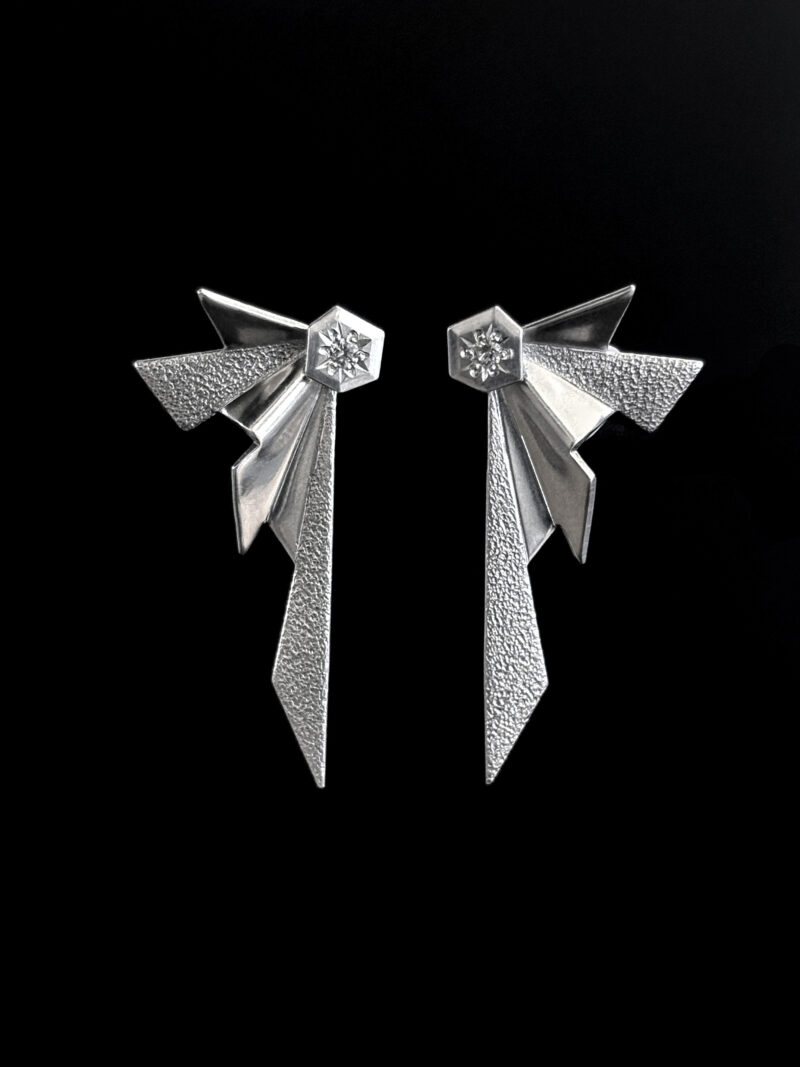 UNBOUND medium wings with sapphires post earrings