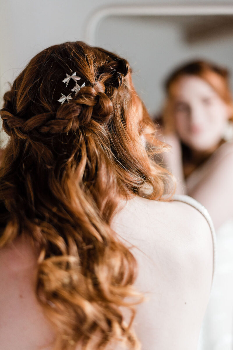 UNBOUND hairpin butterfly