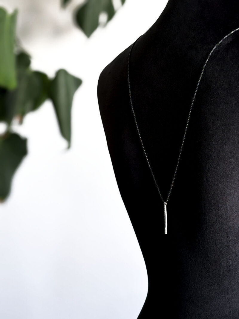WOODGRAIN stick necklace - Image 4