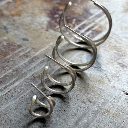 ALIGNED double hoops