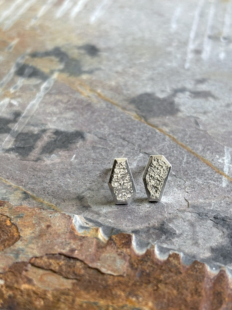 UNTAMED edge post earrings - Image 7