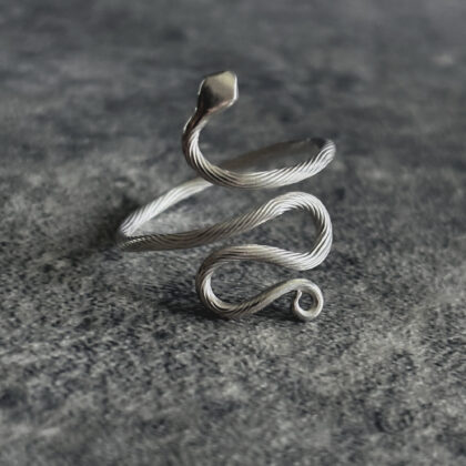 UNCOILED snake ring